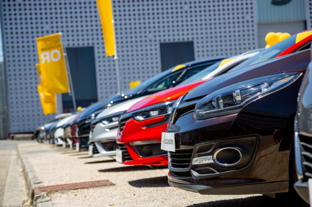 Garage voiture près de Saint-Denis de Pile